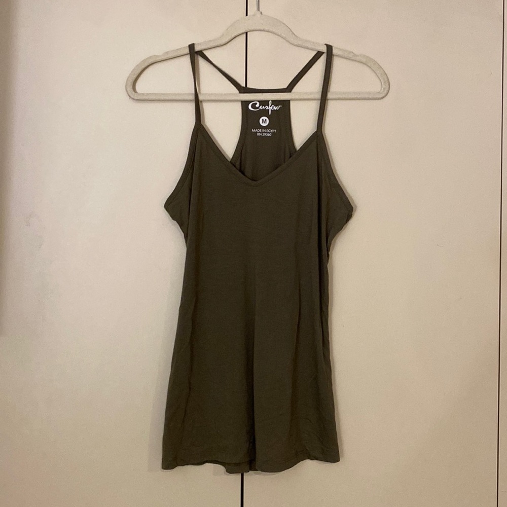 ✨Curfew✨ Dark Green Tank